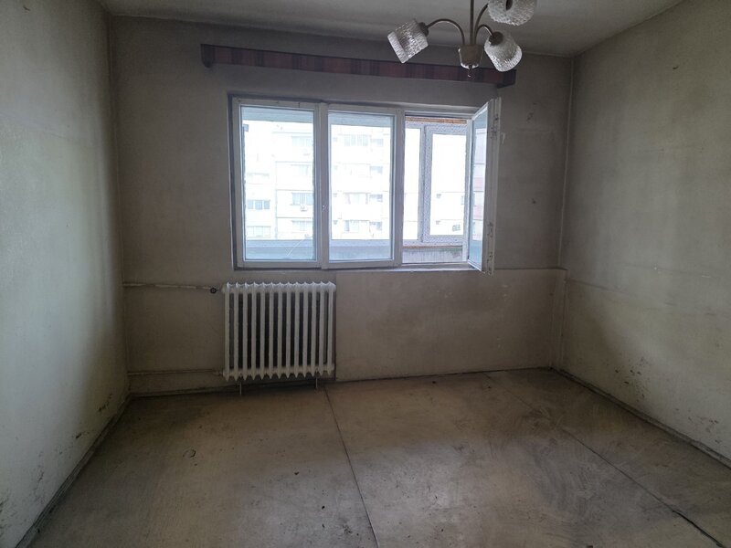 Sos Pantelimon, chiar vav Mega Mall, intersectie cu Sos Iancului, stradal