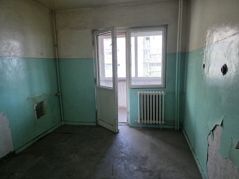 Sos Pantelimon, chiar vav Mega Mall, intersectie cu Sos Iancului, stradal