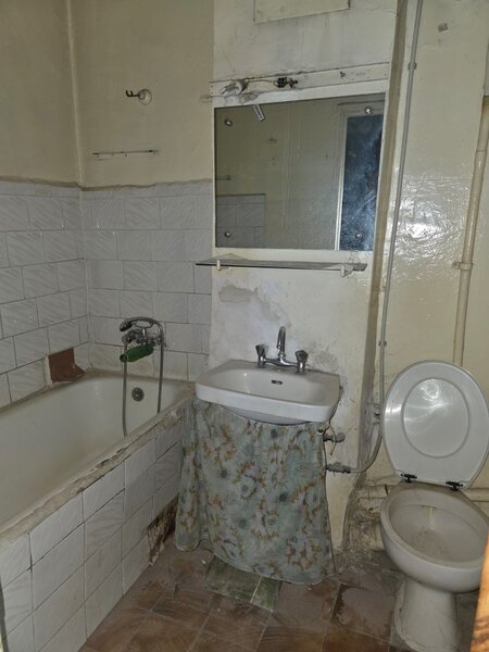 Sos Pantelimon, chiar vav Mega Mall, intersectie cu Sos Iancului, stradal